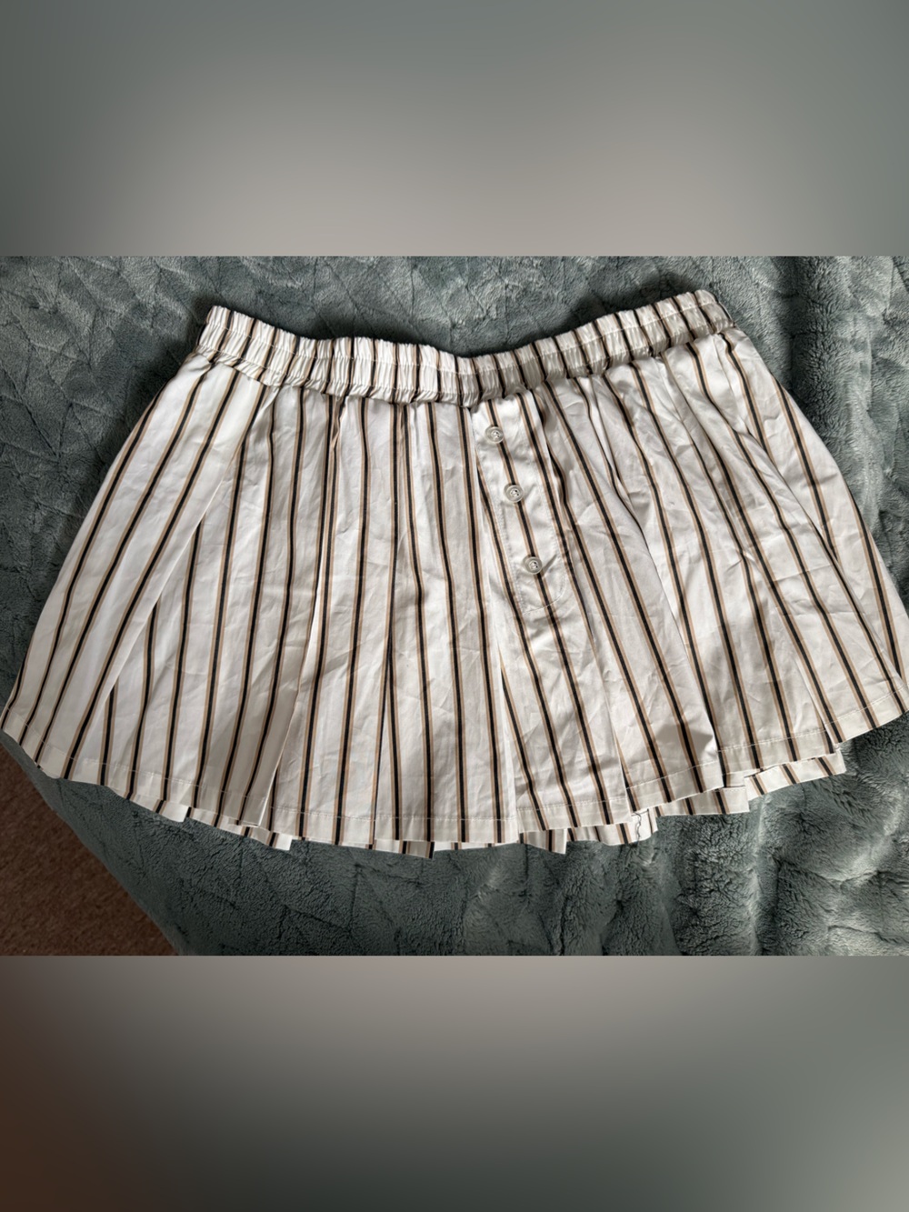 Cream and Brown Striped Pleated Mini Skirt